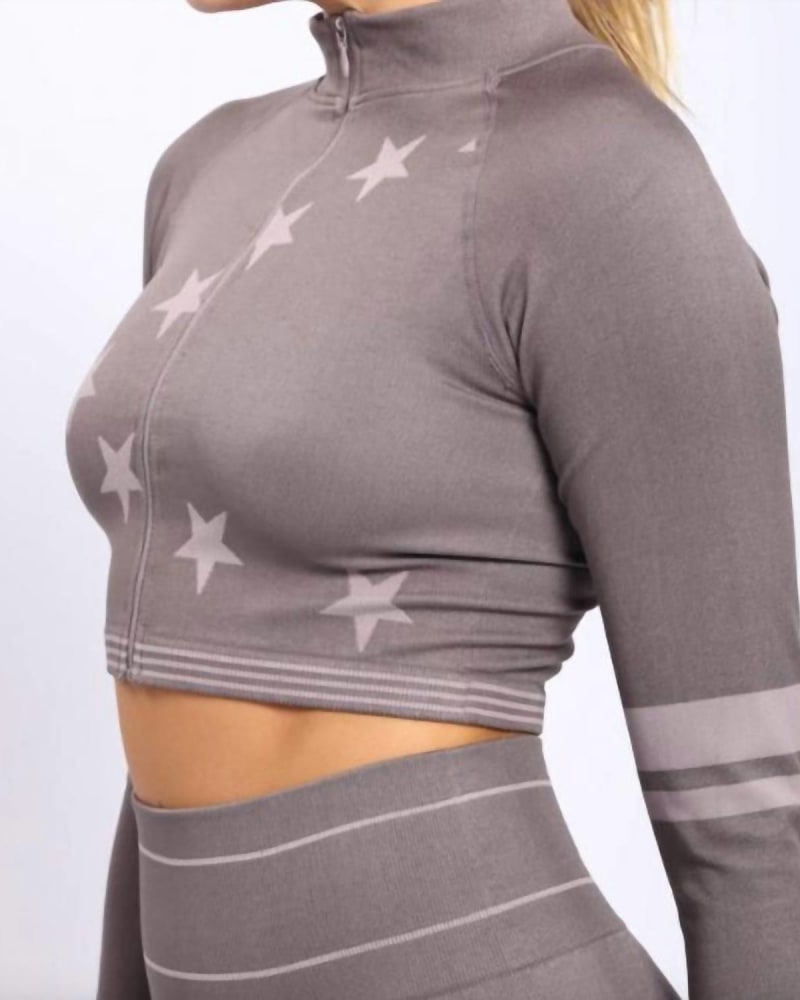 Front of a model wearing a size L Stars And Stripes Cropped Zip-Up Jacket in Mushroom in Mushroom by mono b. | dia_product_style_image_id:326817